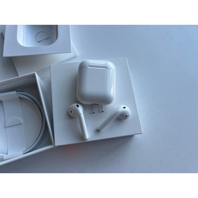 Apple AirPods 2 Б/У