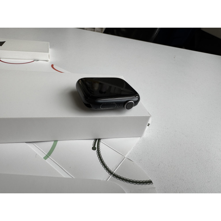 Apple Watch Series 7 45 мм Темная ночь Б/У