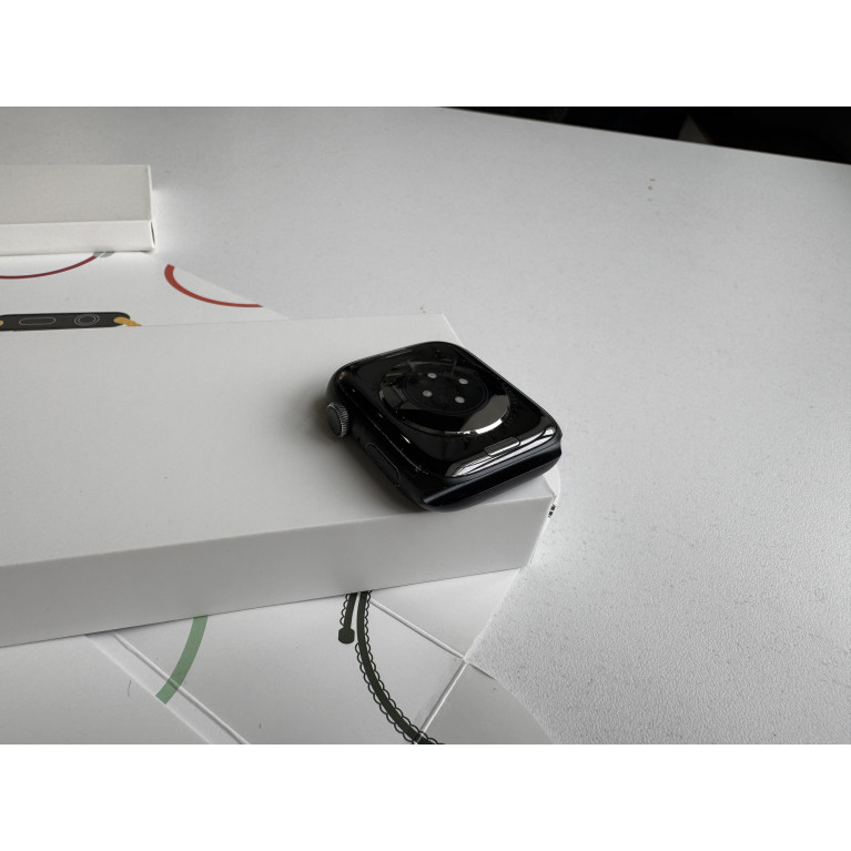 Apple Watch Series 7 45 мм Темная ночь Б/У