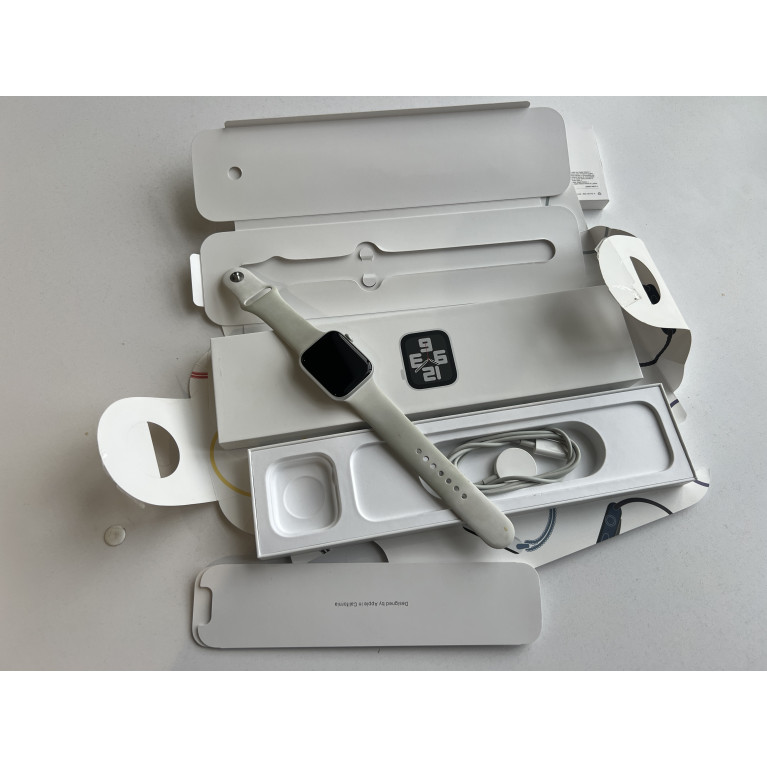 Apple Watch SE 2023 44 мм Серебристые Б/У
