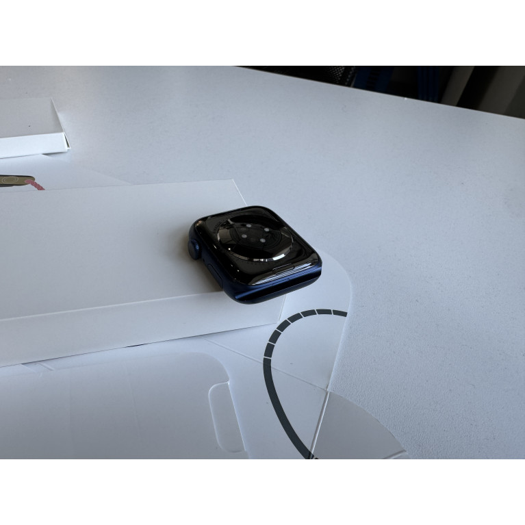 Apple Watch Series 6 44 мм Синий Б/У