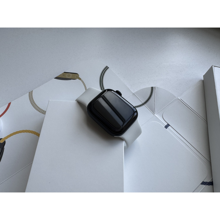 Apple Watch Series 7 41 мм Темная ночь Б/У