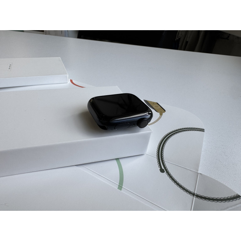 Apple Watch Series 7 41 мм Темная ночь Б/У