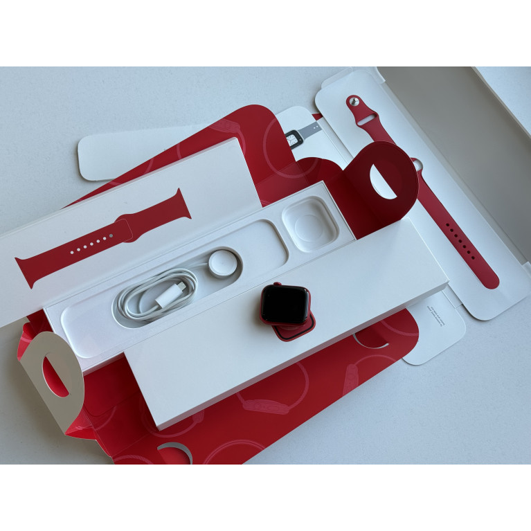 Apple Watch Series 8 45 мм RED Б/У