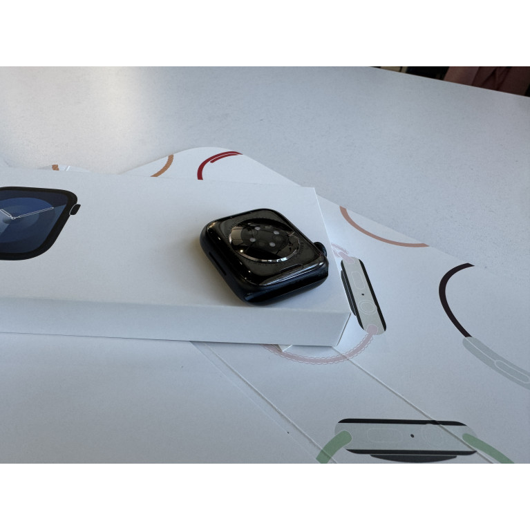 Apple Watch Series 9 41 мм Темная ночь Б/У