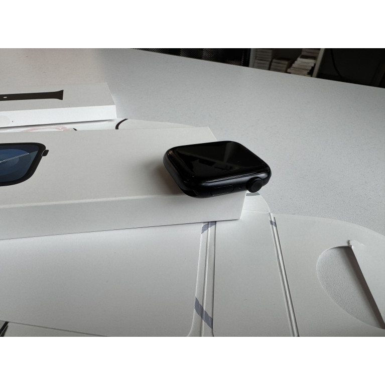 Apple Watch Series 9 45 мм Темная ночь Б/У