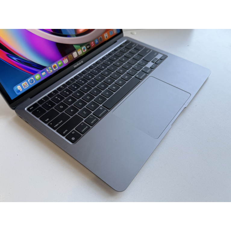 MacBook Air 13 2020 М1 8Гб/256Гб SSD Серый космос Б/У