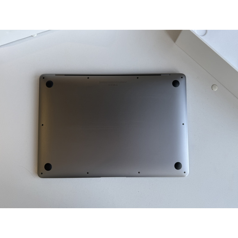 MacBook Air 13 2020 М1 8Гб/256Гб SSD Серый космос Б/У