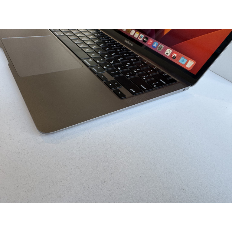 MacBook Air 13 2020 М1 8Гб/256Гб SSD Серый космос Б/У