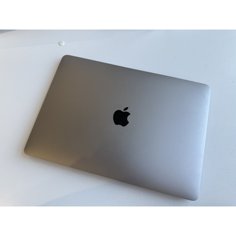MacBook Air 13 2020 М1 8Гб/256Гб SSD Серый космос Б/У