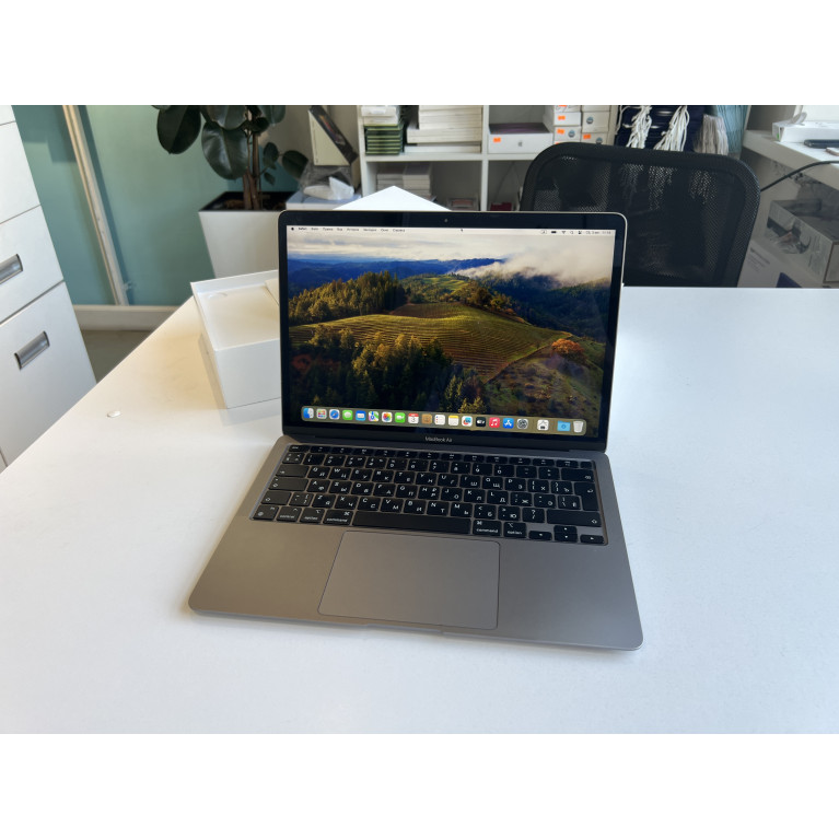 MacBook Air 13 2020 М1 8Гб/512Гб SSD Серый космос Б/У