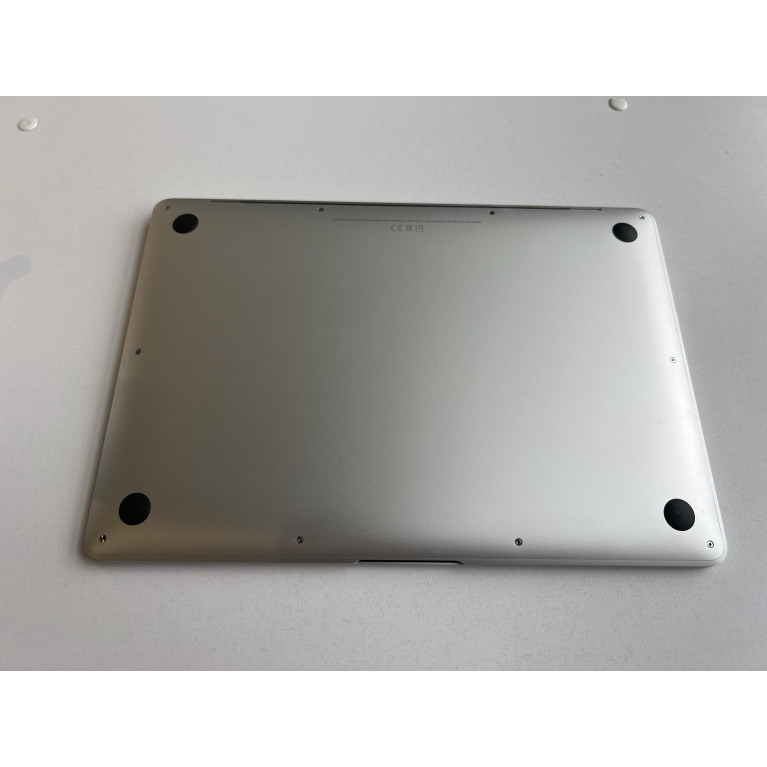 MacBook Air 13 2020 8Гб/512Гб SSD Серебристый Б/У