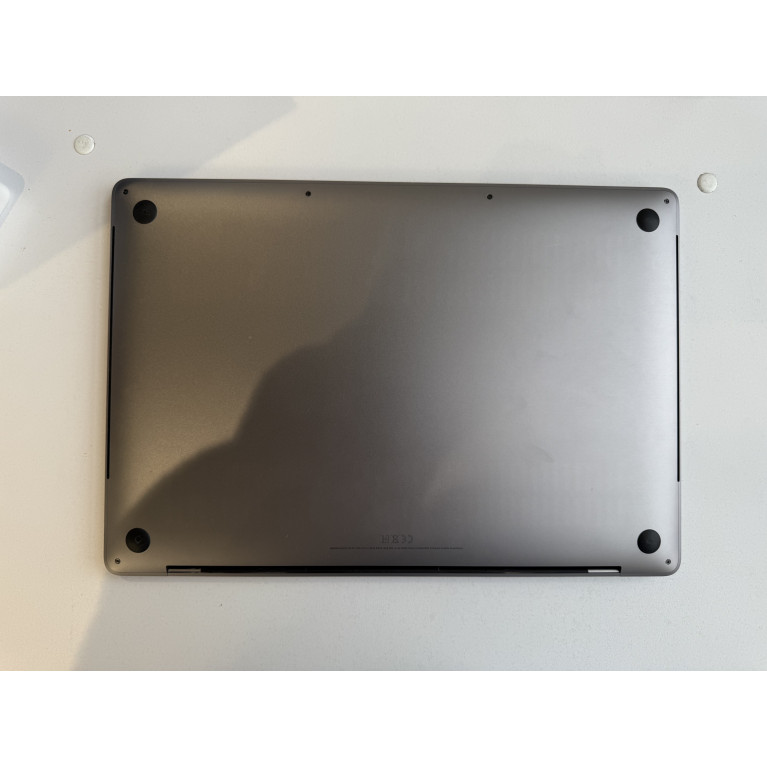 MacBook Pro 16 2019 16Гб/1024Гб Серый космос Б/У