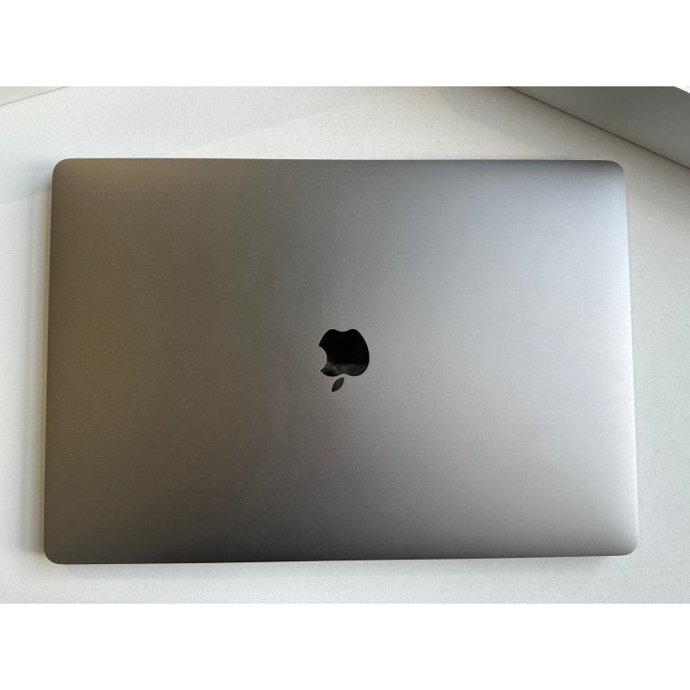 MacBook Pro 16 2019 16Гб/512Гб Серый космос Б/У