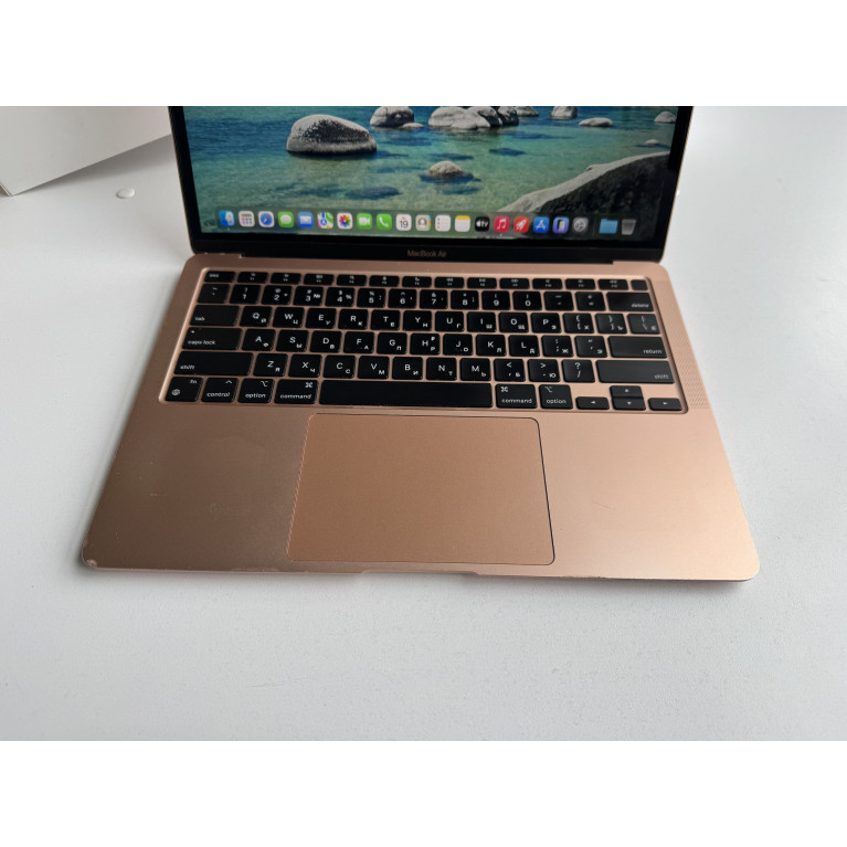 MacBook Air 13 2020 М1 8Гб/256Гб SSD Золотой Б/У