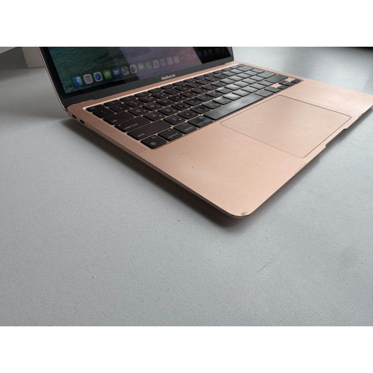 MacBook Air 13 2020 М1 8Гб/256Гб SSD Золотой Б/У