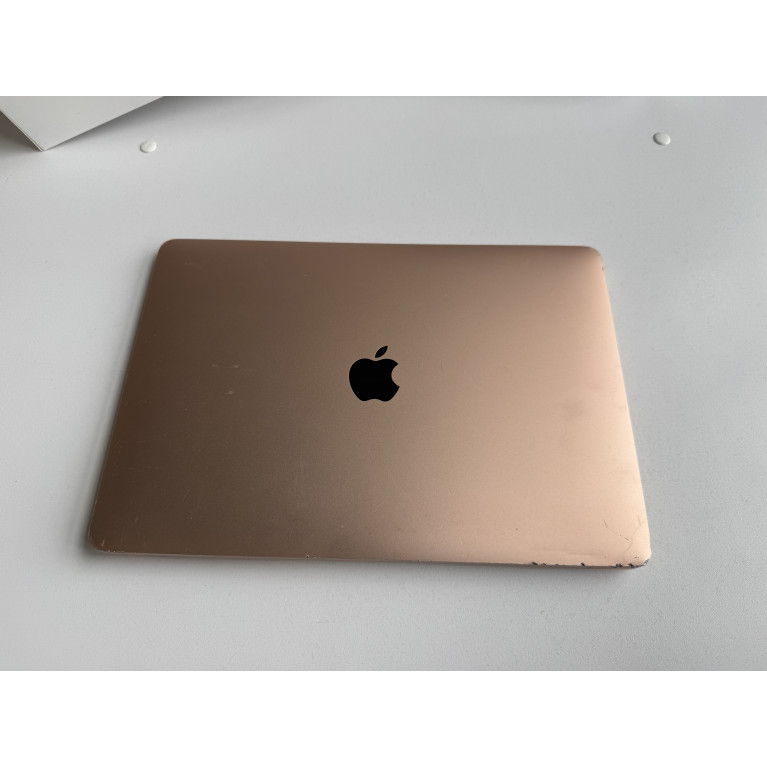 MacBook Air 13 2020 М1 8Гб/256Гб SSD Золотой Б/У