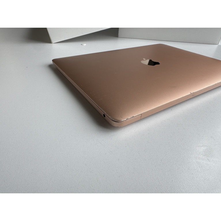 MacBook Air 13 2020 М1 8Гб/256Гб SSD Золотой Б/У