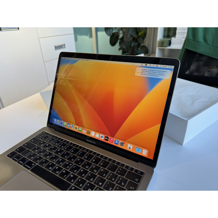 MacBook Pro 13 2017 8Гб/128Гб Серый космос Б/У