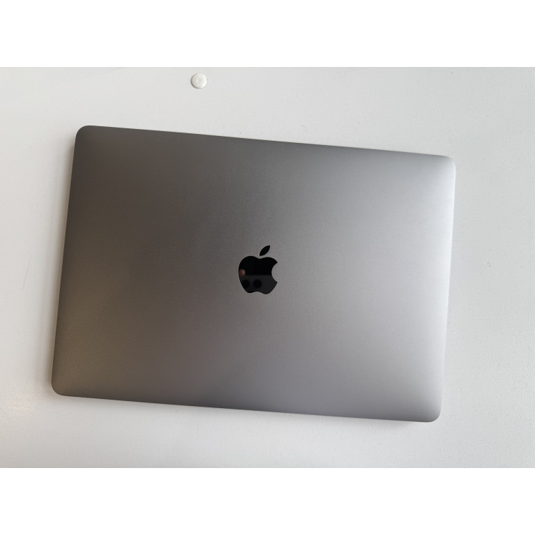 MacBook Pro 13 2020 M1 8Гб/256Гб Серый космос Б/У