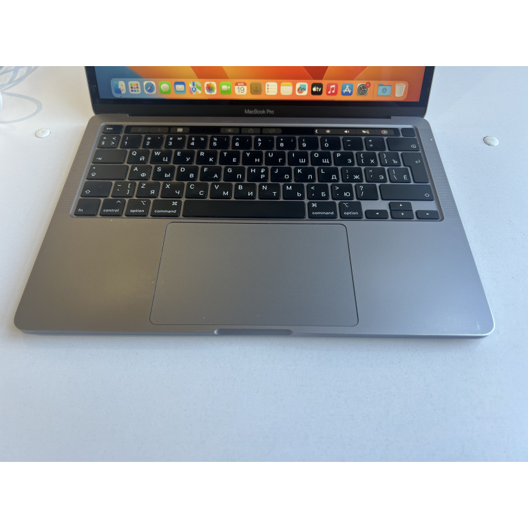 MacBook Pro 13 2020 16Гб/512Гб Серый космос Б/У