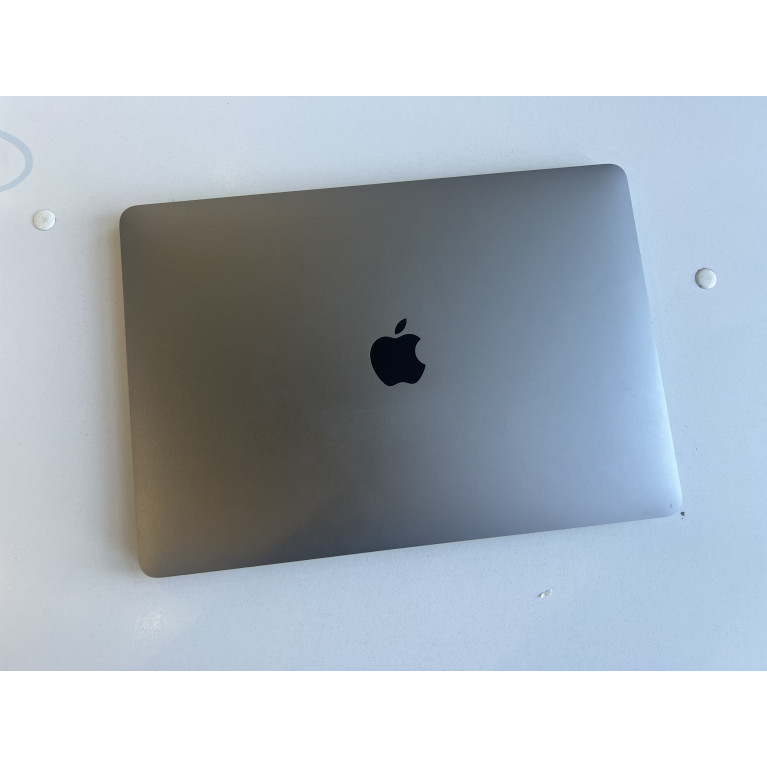 MacBook Pro 13 2020 16Гб/512Гб Серый космос Б/У