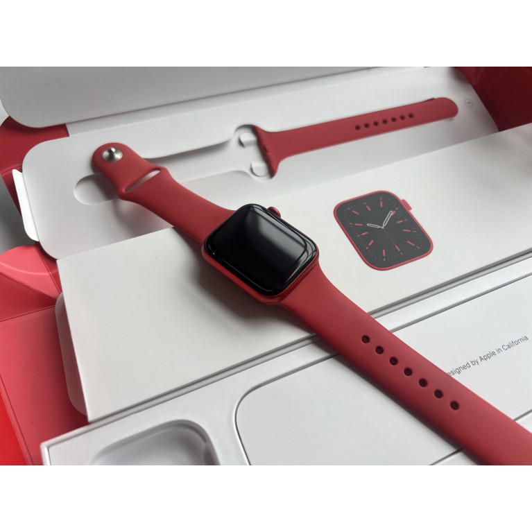 Apple Watch Series 6 44 мм Красный Б/У