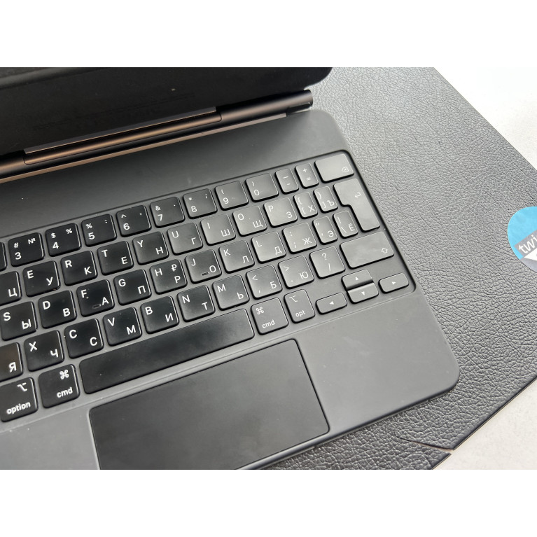 Клавиатура-чехол Magic Keyboard для iPad Air & Pro 11