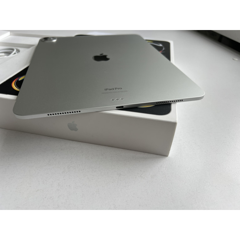 iPad Pro 2024 13 Wi-Fi 512Гб Серебристый Б/У