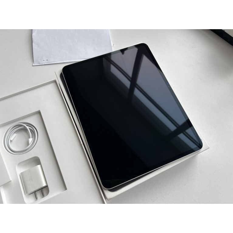 iPad Pro 2024 13 Wi-Fi 512Гб Серебристый Б/У
