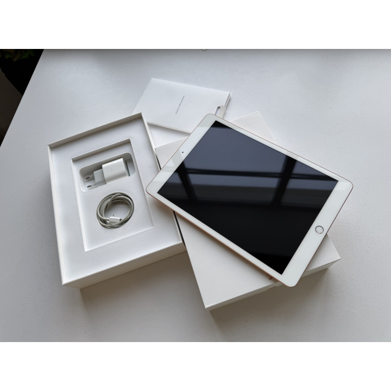 iPad 8 Wi-Fi 128Гб Золотой Б/У