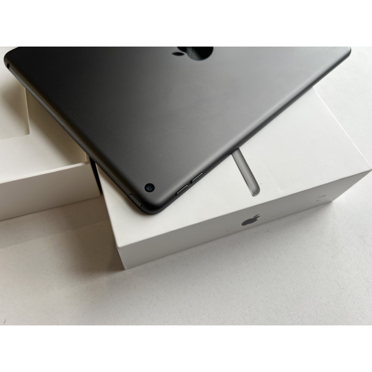 iPad 9 Wi-Fi 64Гб Серый космос Б/У