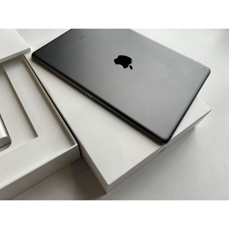 iPad 9 Wi-Fi 64Гб Серый космос Б/У