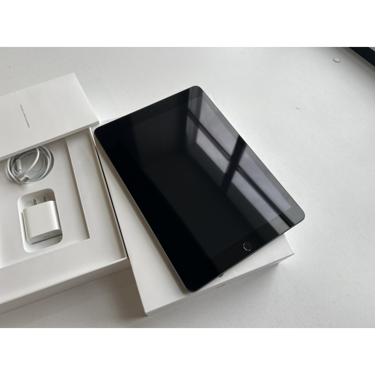 iPad 9 Wi-Fi 64Гб Серый космос Б/У