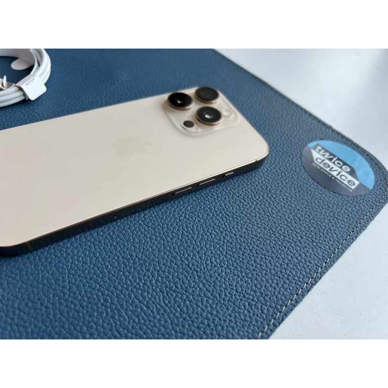 iPhone 16 Pro 256 Гб Пустынный титан Б/У