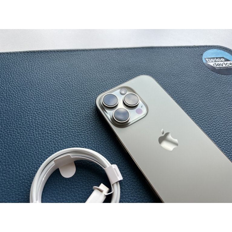 iPhone 16 Pro 256 Гб Натуральный титан Б/У
