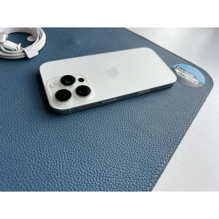iPhone 16 Pro 256 Гб Белый титан Б/У