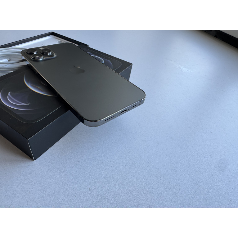 iPhone 12 Pro Max 256 Гб Графитовый Б/У