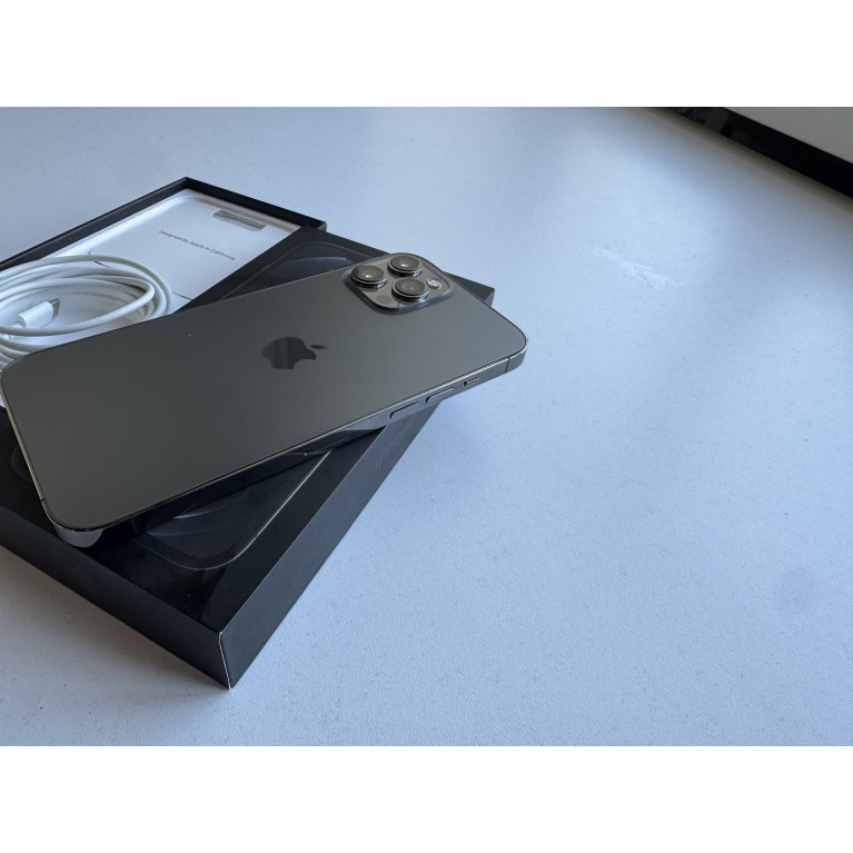 iPhone 12 Pro Max 256 Гб Графитовый Б/У