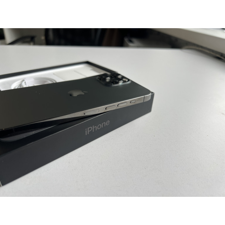 iPhone 13 Pro Max 256 Гб Графитовый Б/У