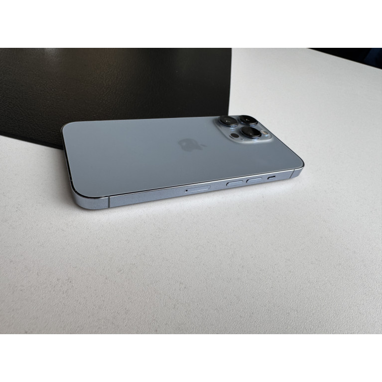 iPhone 13 Pro 128 Гб Небесно-голубой Б/У