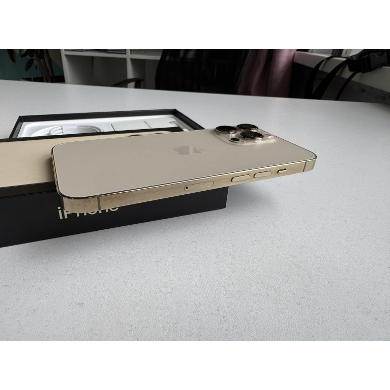 iPhone 13 Pro 256 Гб Золотой Б/У