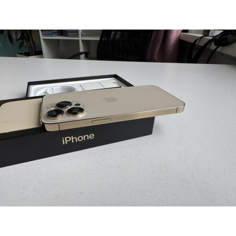 iPhone 13 Pro 256 Гб Золотой Б/У