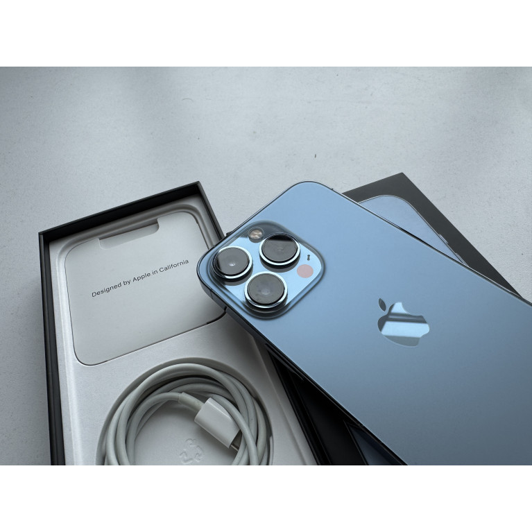 iPhone 13 Pro 256 Гб Небесно-голубой Б/У