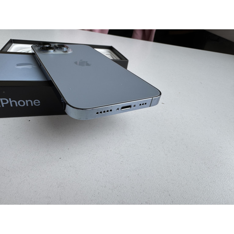 iPhone 13 Pro 256 Гб Небесно-голубой Б/У