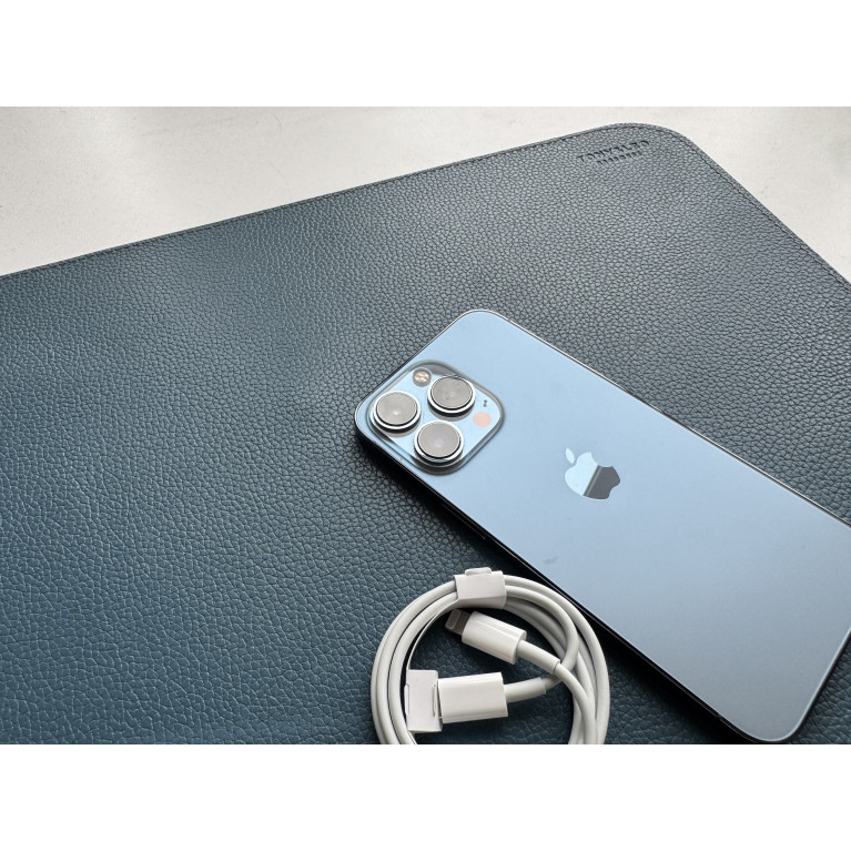iPhone 13 Pro 256 Гб Небесно-голубой Б/У