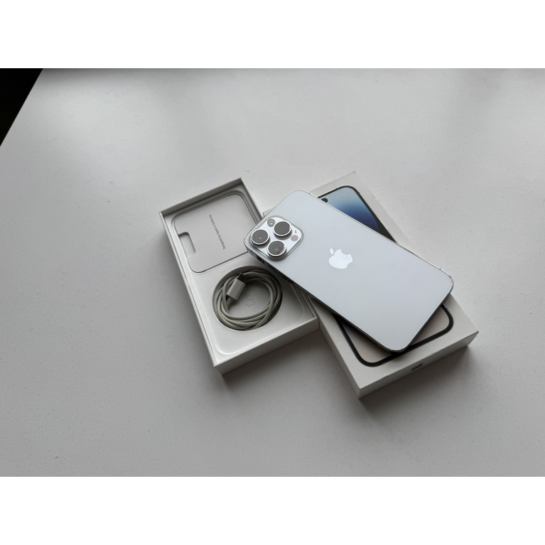 iPhone 14 Pro Max 128 Гб Серебристый Б/У