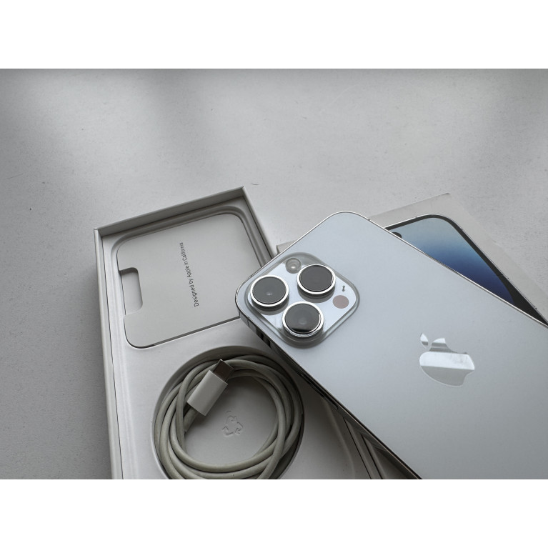 iPhone 14 Pro Max 128 Гб Серебристый Б/У