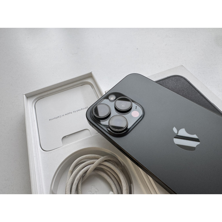 iPhone 15 Pro Max 1 Тб Черный титан Б/У