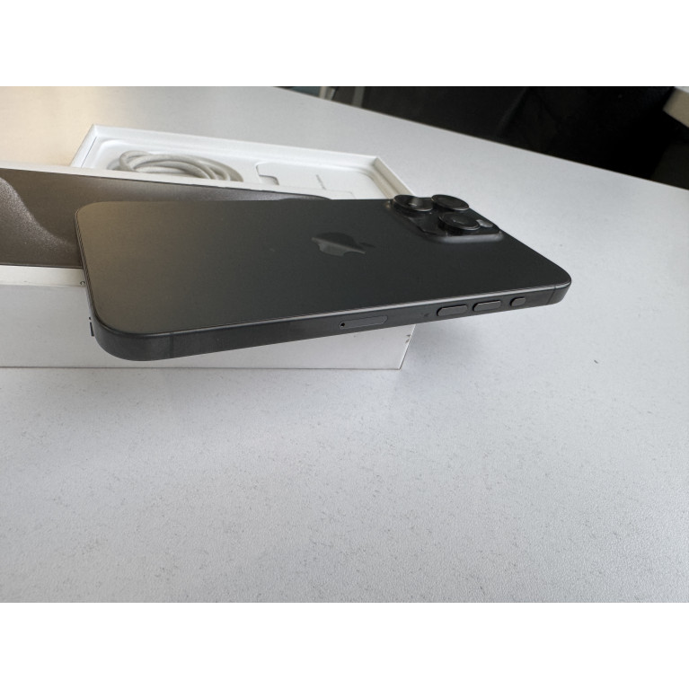 iPhone 15 Pro Max 1 Тб Черный титан Б/У